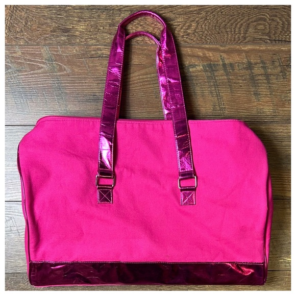 Victoria’s Secret Getaway XL Bag - Picture 5 of 10